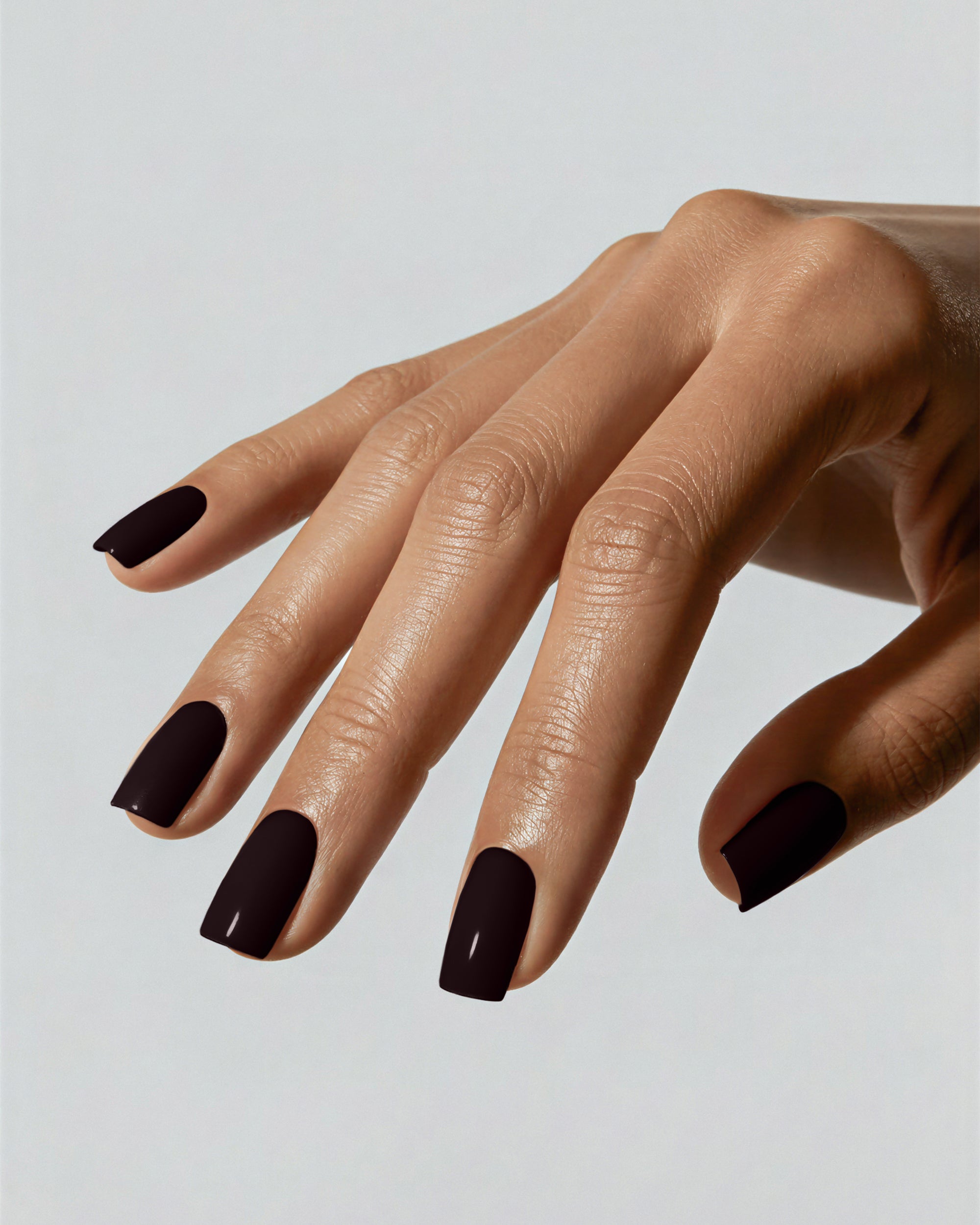 One night in medellín gel e nail lacquer set